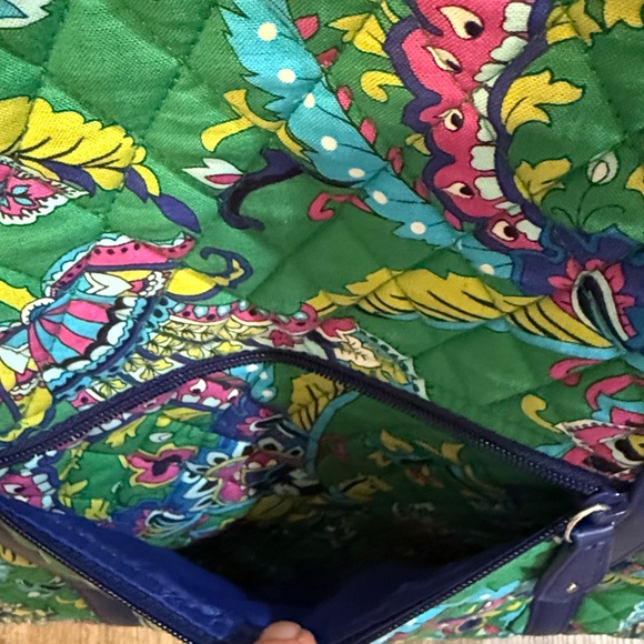 Vera Bradley Large Pleated Tote Shoulder Bag Purse Trimmed Emerald Green Paisley - Picture 6 of 9